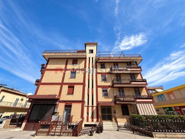 Appartamento in vendita di 142 m² in Piazza Dante Alighieri