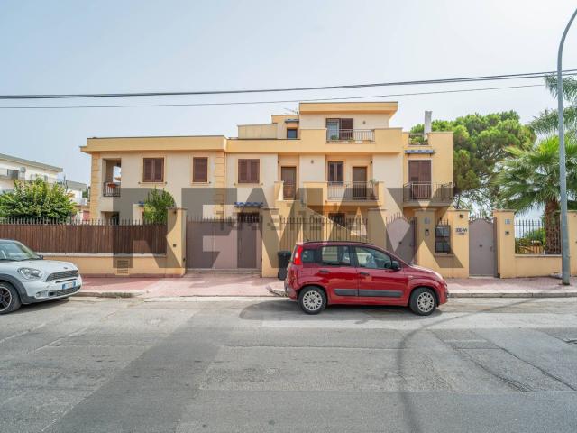 Appartamento in vendita di 143 m² in Via M. G. Zalapì, 25