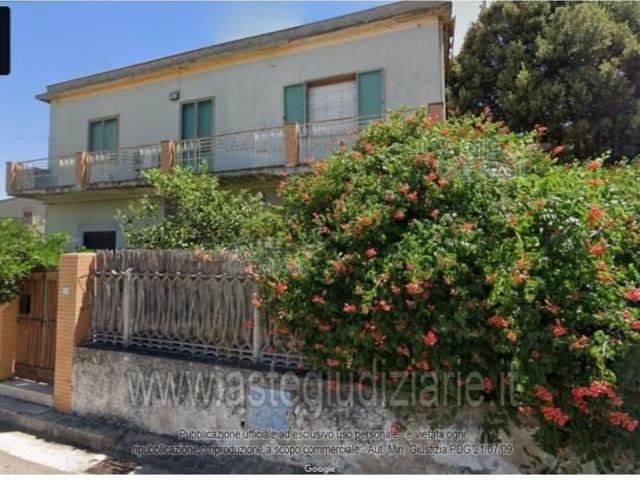 Appartamento in vendita di 143 m² in Via Cagliari, 52