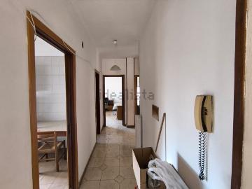 Appartamento in vendita di 143 m² in Via Carmelo Salanitro, 5