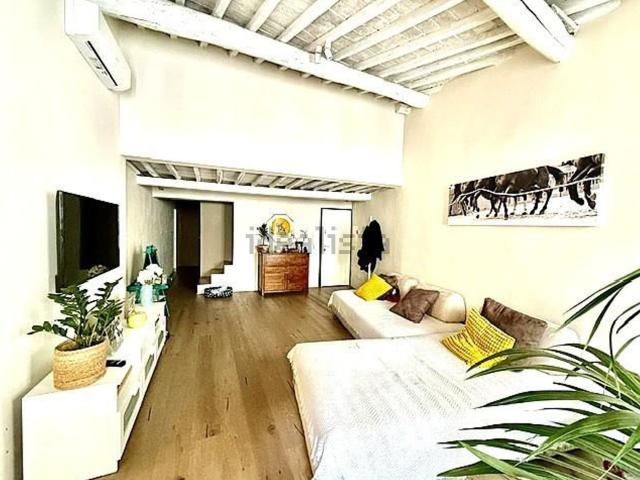 Appartamento in vendita di 143 m² in Via Cecco Angiolieri, 53100