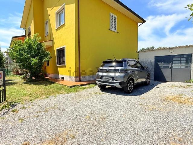 Appartamento in vendita di 143 m² in Via Bruceto