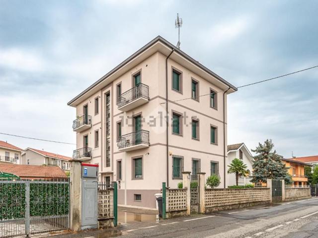 Appartamento in vendita di 143 m² in Via Gaetano Donizetti, 1