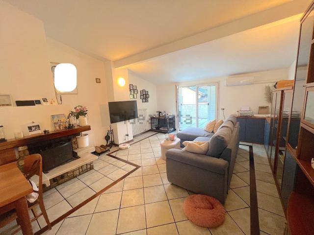 Appartamento in vendita di 143 m² in Via dei Mulini, 8