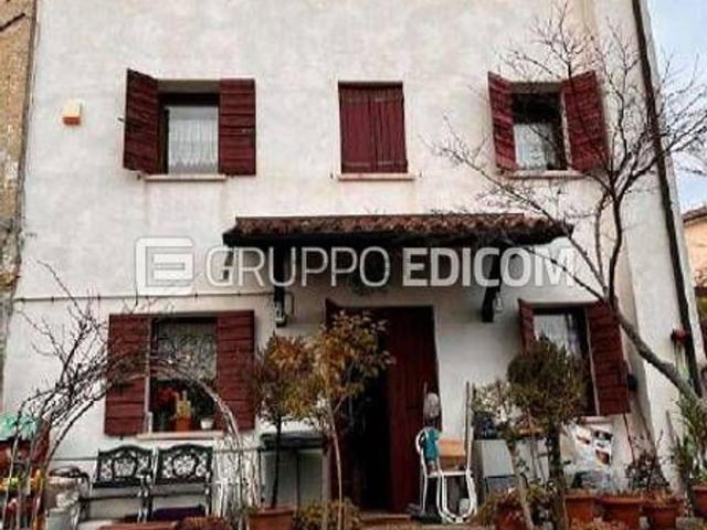 Appartamento in vendita di 143 m² in Via dei Bert
