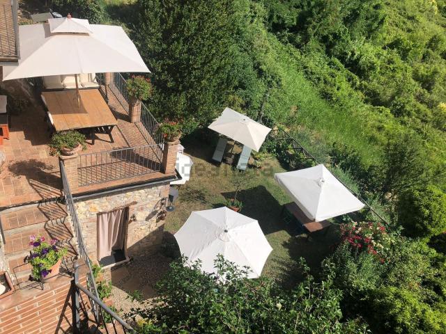 Appartamento in vendita di 143 m² in Via della Libertà, 27