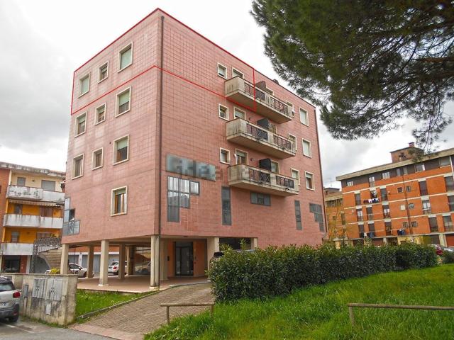 Appartamento in vendita di 143 m² in Via Enzo Ferrari
