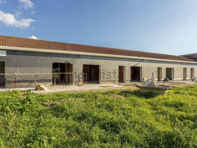 Appartamento in vendita di 158 m² in Via Francesca Nord
