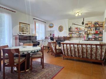 Appartamento in vendita di 143 m² in Via J.F. Kennedy, 5