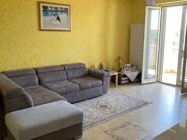 Appartamento in vendita di 143 m² in Via Mattia Preti
