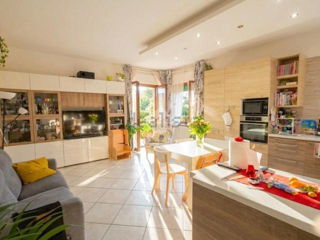 Appartamento in vendita di 143 m² in Via Mascagni, 1