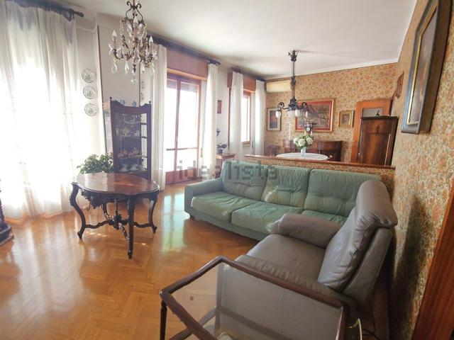 Appartamento in vendita di 143 m² in Via Milazzo, 37