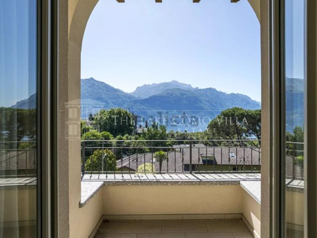 Appartamento in vendita di 143 m² in Via Annetta e Celestino Lusardi