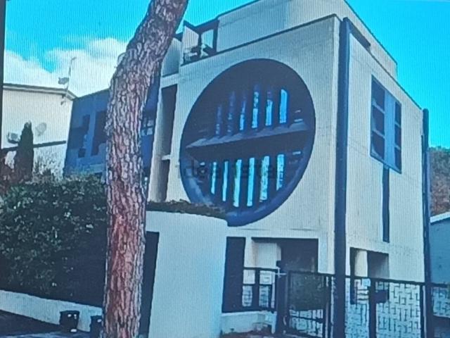 Appartamento in vendita di 143 m² in Via Piero Gobetti