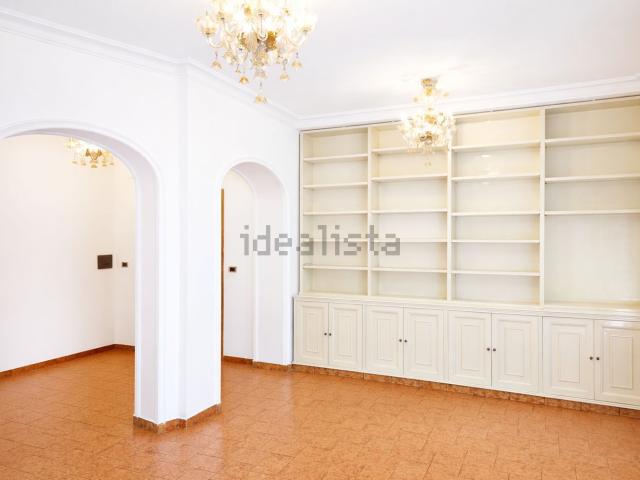Appartamento in vendita di 143 m² in Via Prenestina