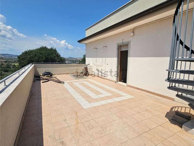 Appartamento in vendita di 143 m² in Via I° Maggio, 1
