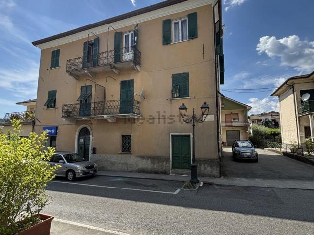 Appartamento in vendita di 143 m² in Via Roma, 28