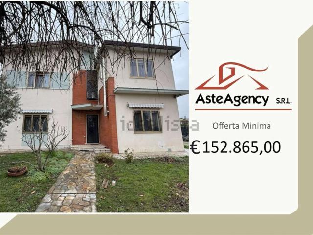 Appartamento in vendita di 143 m² in Via Rossignago, 112