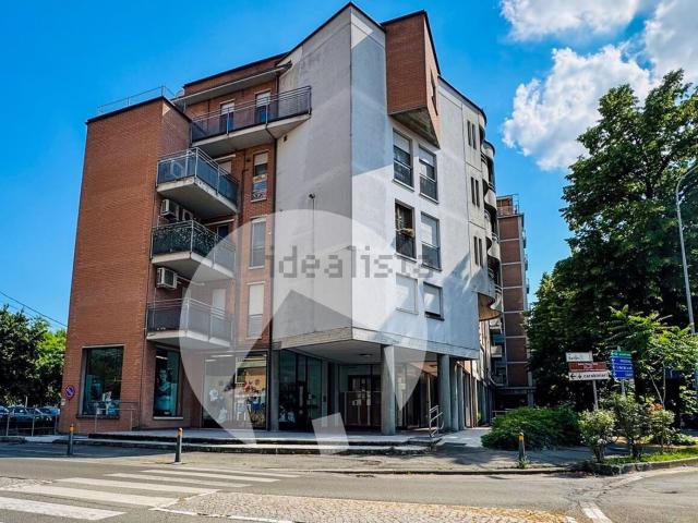 Appartamento in vendita di 143 m² in Viale V. Cottafavi