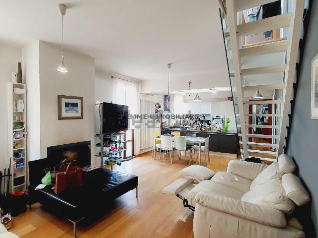 Appartamento in vendita di 143 m² in Viale Indipendenza