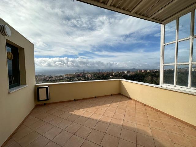 Appartamento in vendita di 143 m² in Largo Piano Grande