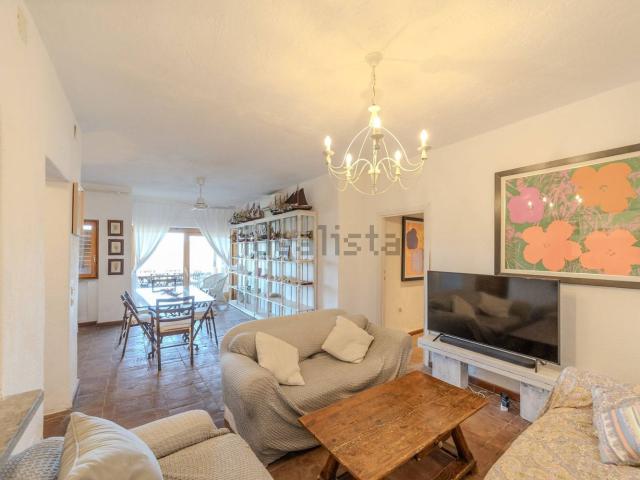 Appartamento in vendita di 143 m² in Località Poggio Pertuso