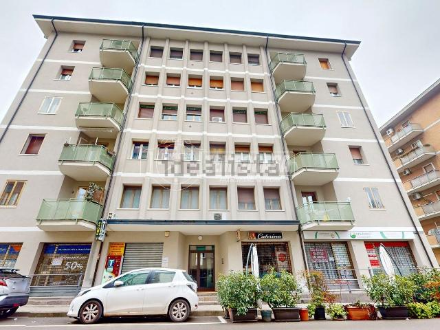 Appartamento in vendita di 144 m² in Via Carlo Goldoni, 2