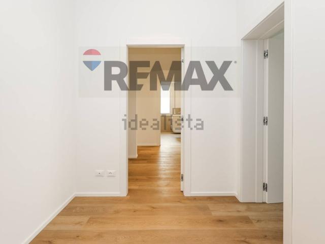 Appartamento in vendita di 144 m² in Via Albania, 5