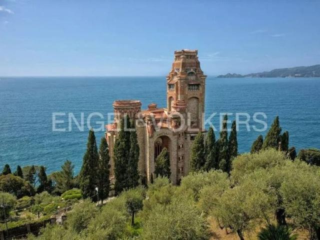 Appartamento in vendita di 144 m² in Via Aurelia, 38