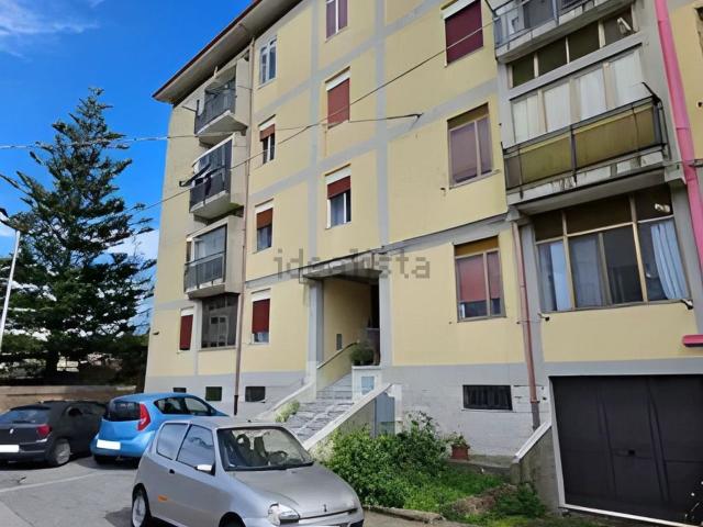 Appartamento in vendita di 144 m² in Via Bernardino Telesio