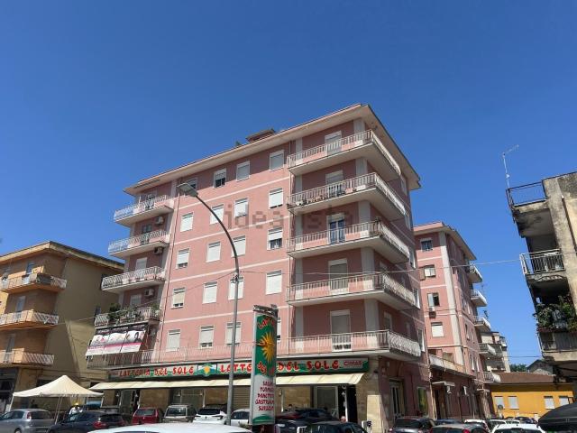 Appartamento in vendita di 144 m² in Via Giuseppe Carulli, 5