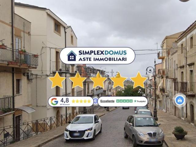 Appartamento in vendita di 144 m² in Via Giuseppe Garibaldi