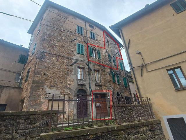 Appartamento in vendita di 144 m² in Via Giuseppe Garibaldi