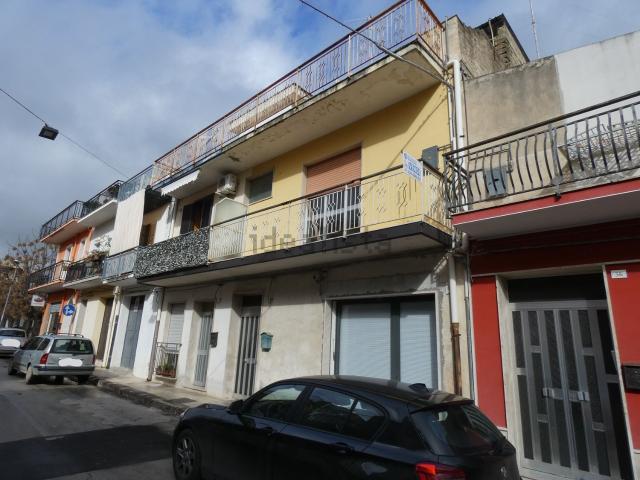 Appartamento in vendita di 144 m² in Via Giuseppe Reale, 40