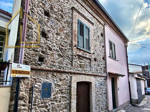 Appartamento in vendita di 144 m² in Via Guglielmo Marconi, 8