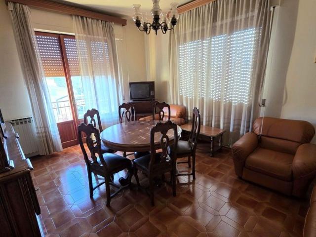 Appartamento in vendita di 144 m² in Via Guido Monaco, 8