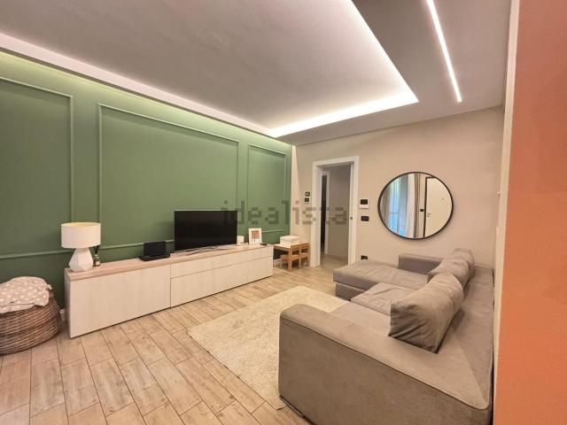 Appartamento in vendita di 144 m² in Via Don Lino Bonomelli
