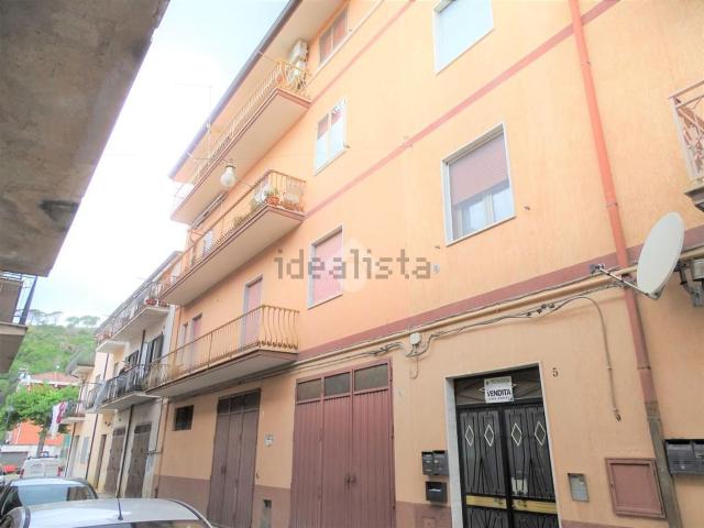 Appartamento in vendita di 144 m² in Via dei Normanni