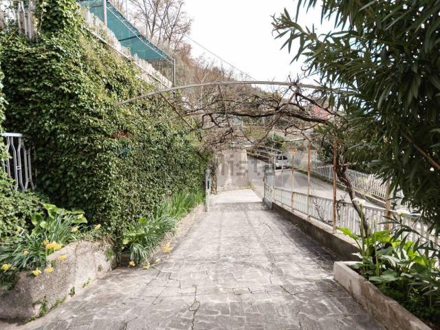 Appartamento in vendita di 144 m² in Via della Rovere, 26