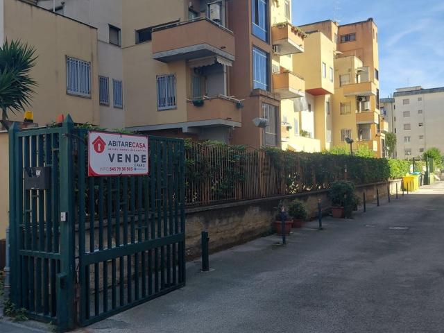 Appartamento in vendita di 144 m² in Via Ettore Corcioni