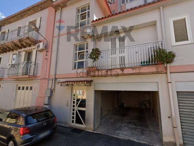 Appartamento in vendita di 144 m² in Via Facciata, 70