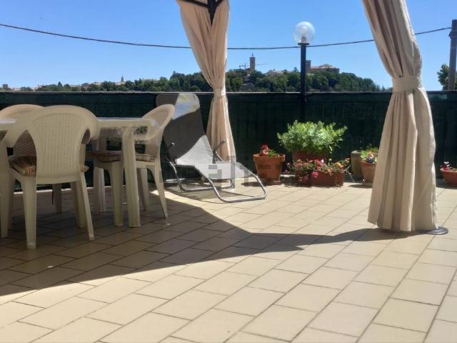 Appartamento in vendita di 144 m² in Via Lupo Canullo, 9