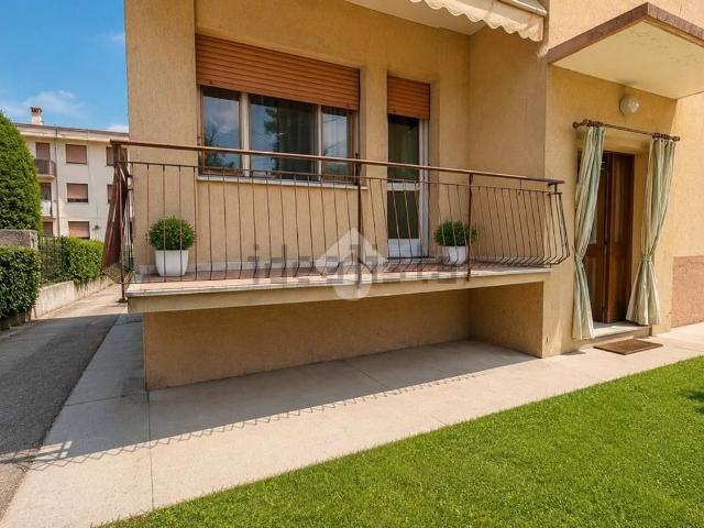 Appartamento in vendita di 144 m² in Via Monte Canin