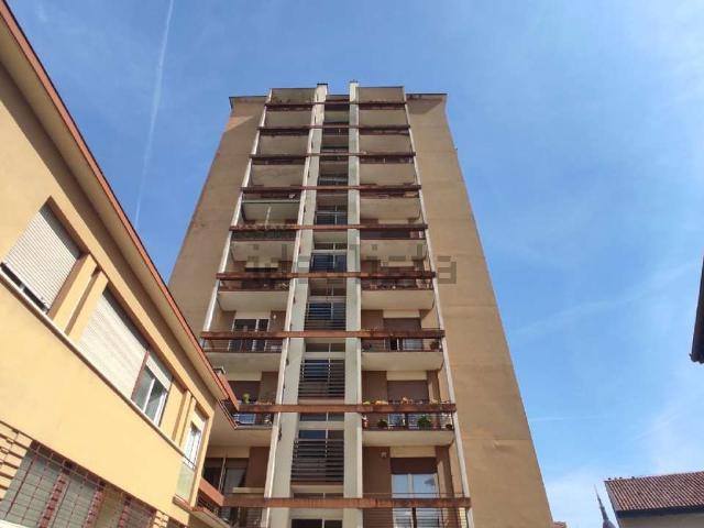 Appartamento in vendita di 144 m² in Via Nino Oxilia