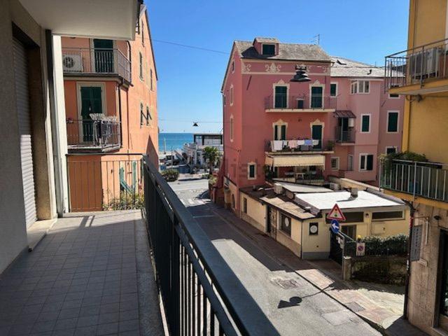 Appartamento in vendita di 144 m² in Via Sauli Pallavicino, 40