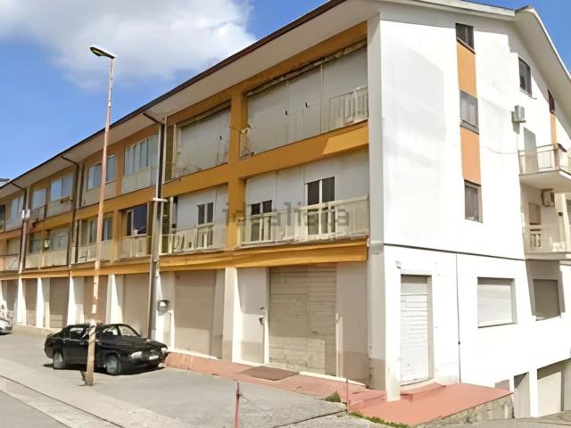 Appartamento in vendita di 144 m² in Via Paolo Borsellino