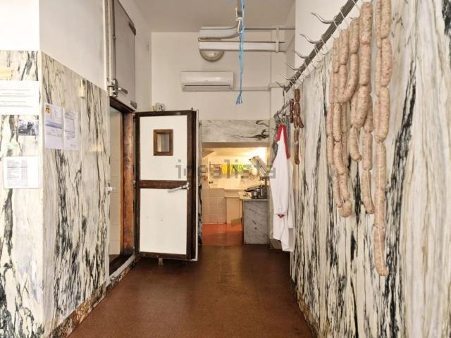 Appartamento in vendita di 144 m² in Via roma, 19