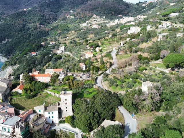 Appartamento in vendita di 144 m² in Via Ravecca, 18