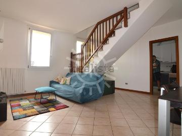 Appartamento in vendita di 144 m² in Via Tolara di Sotto