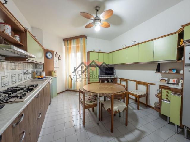 Appartamento in vendita di 144 m² in Via Uno